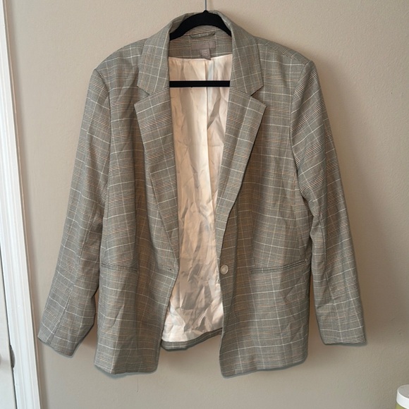 H&M Jackets & Blazers - H&M Women's Plaid Blazer in Light Gray